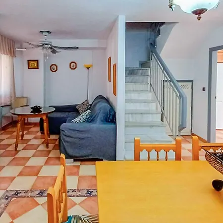 4 Bedroom Awesome In