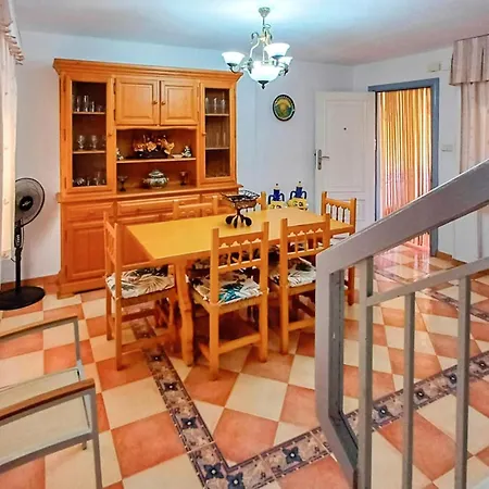 4 Bedroom Awesome In Holiday home Salobrena