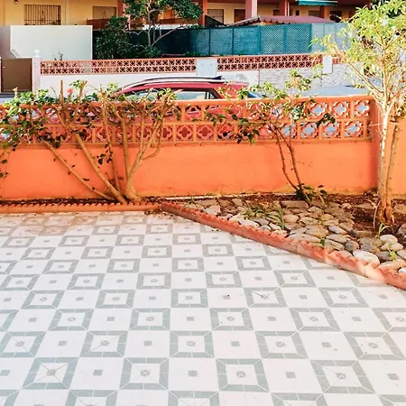 4 Bedroom Awesome In *