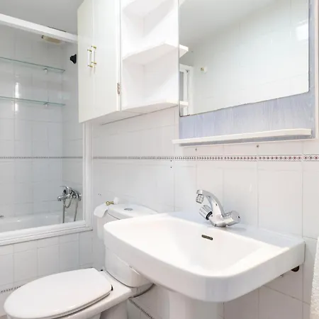 Holiday home 4 Bedroom Awesome In Salobrena