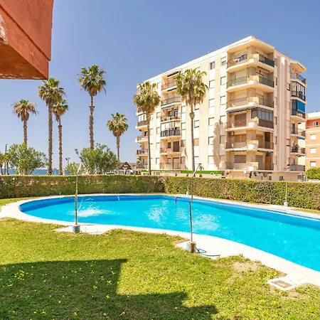 Holiday home 4 Bedroom Awesome In *